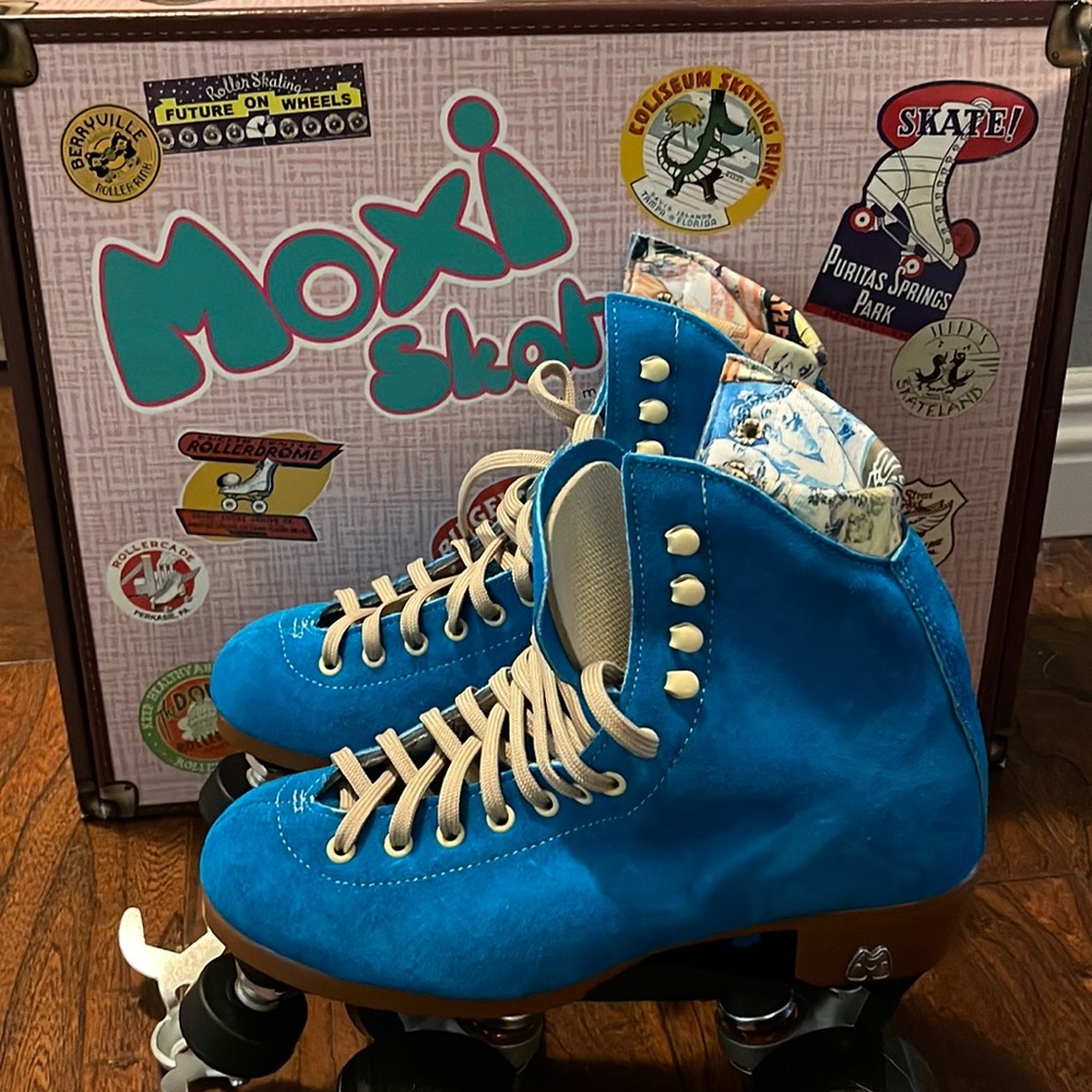 Moxi Lolly Skates in blue, size 5